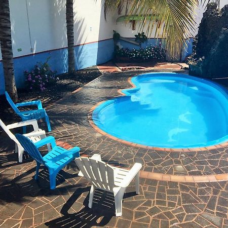 Hostal Baltra Puerto Ayora  Luaran gambar